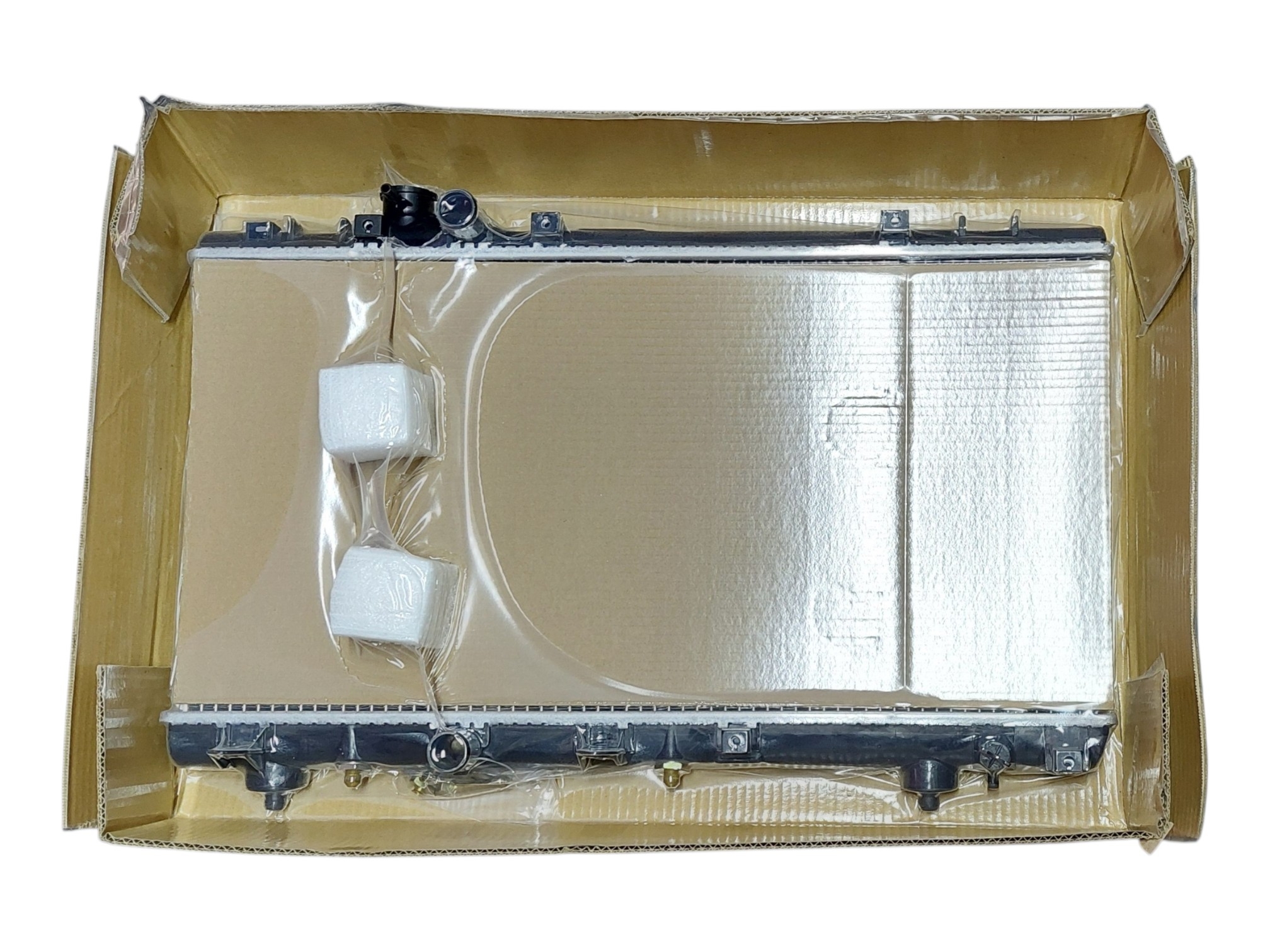 Radiador toyota Tercel 1995-1999 Automatico | nuevo - Imagen 2