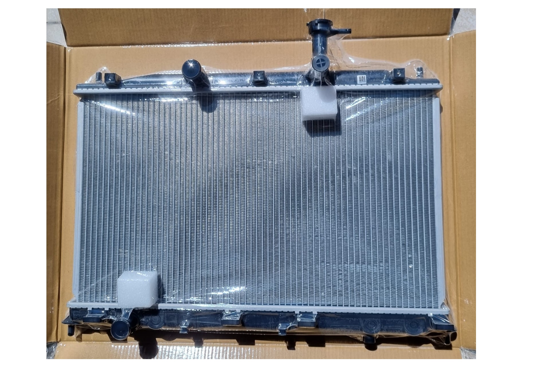 Radiador Hyundai Accent 2006-2011 Mecanico | nuevo - Imagen 2